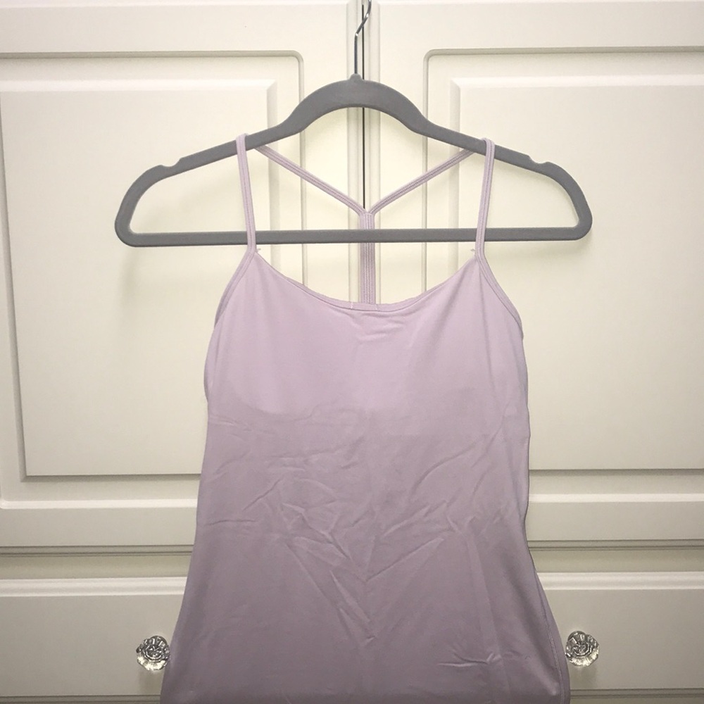 lululemon lilac tank top w/ built in bra🌿🦋⭐️